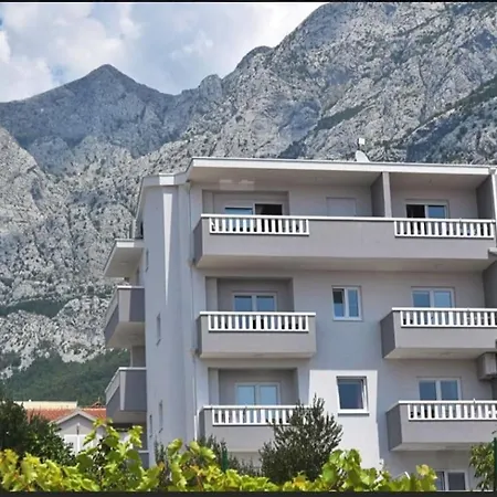 Nova Apartment